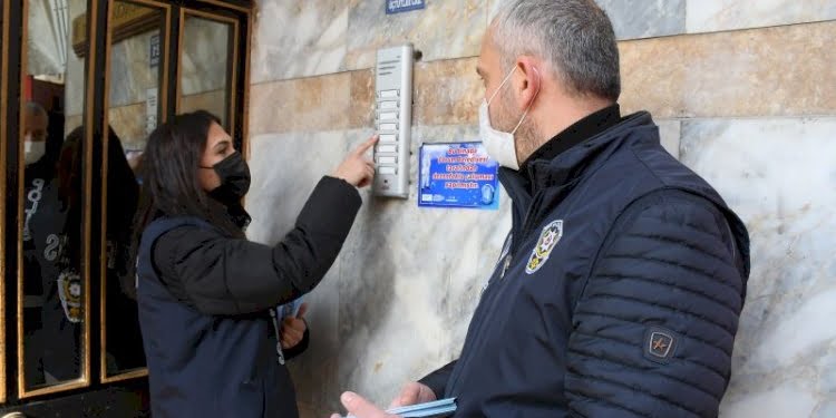 Polis zillere rast gele bastı