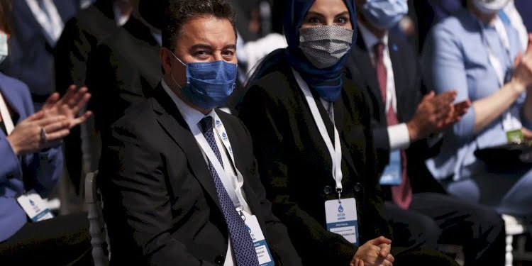 ‘Hangi akrabamı hangi pozisyona getirmişim’ sözlerini arşivler yalanlıyor…İşte Babacan’ın ‘dokunulmaz’ akrabası