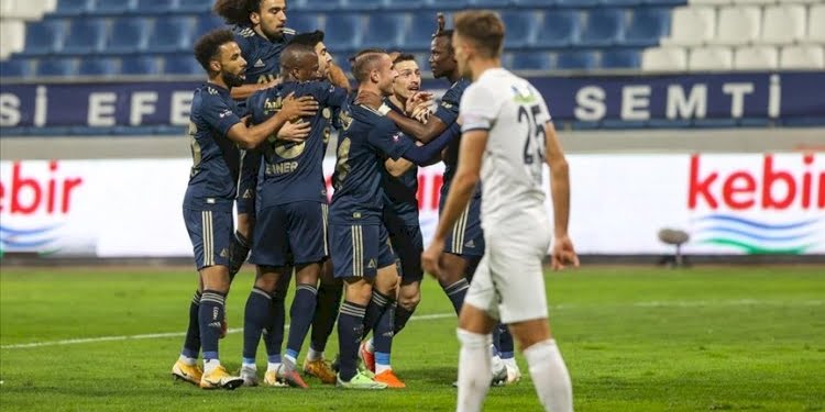 Fenerbahçe 3 puana 3 golle uzandı