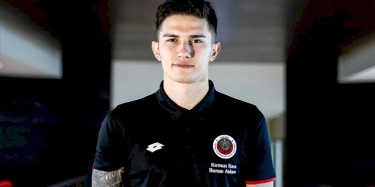 Trabzonspor, Berat Özdemir transferini KAP’a bildirdi
