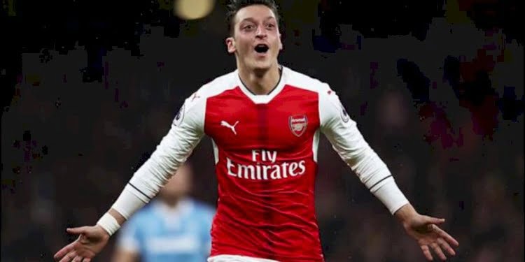 DHA: Mesut Özil Fenerbahçe’de!