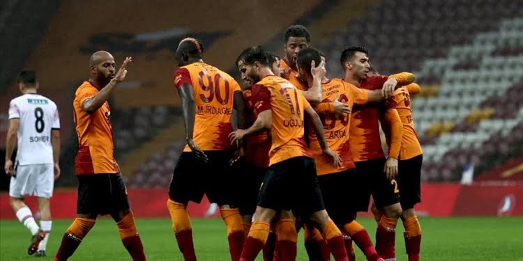 Galatasaray’dan farklı galibiyet