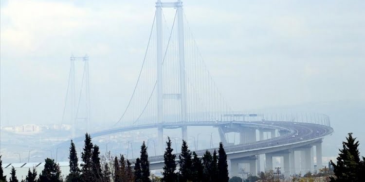 Geçiş garantili köprüler boş kalınca faturası yine bize çıktı!
