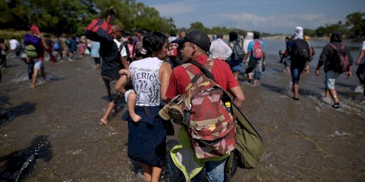 ABD’ye gitmeye çalışan göçmenlere Guatemala ordusu müdahale etti