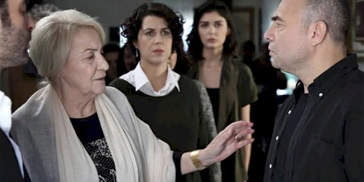 Ünlü dizi oyuncusunun beyninde tümor çıktı… Ameliyatına Sağlık Bakanı girdi
