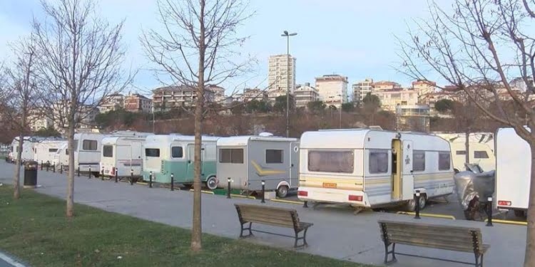 Kısıtlamada ‘Karavan Park’a akın