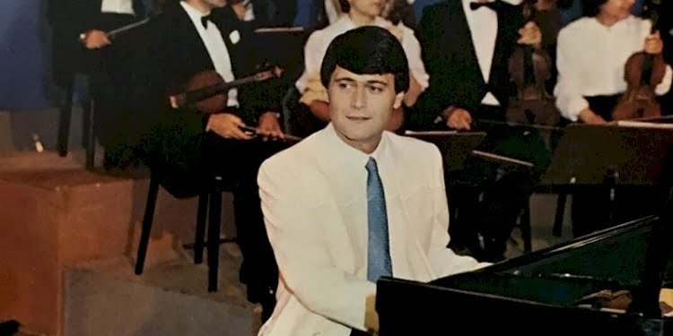 Ferdi Özbeğen vefatının 8. yıl dönümünde anılıyor