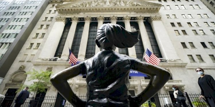 Örgütlenen küçük yatırımcılardan Wall Street’in para babalarına ‘GameStop’ şoku