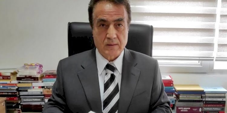 Kıdemli CHP’liler parti yönetimini topa tuttu