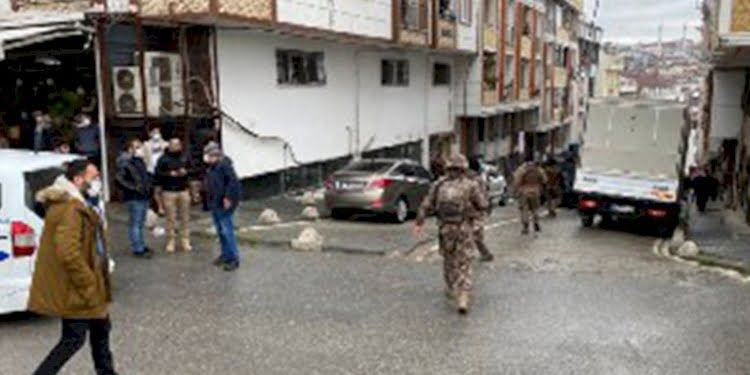 İstanbul’da meydan muharebesi: Silahlı, kılıçlı kavga!