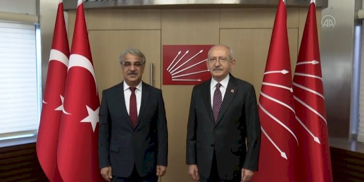 HDP-CHP görüşmesinde dikkat çeken ayrıntı