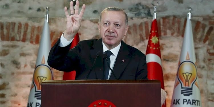 Erdoğan’dan ‘lezbiyen’ çıkışı… ‘Söylediklerine takılmayalım’