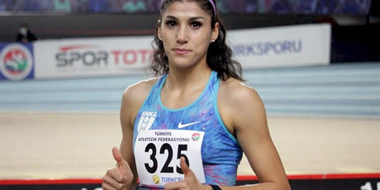 Milli atlet Elif Polat’tan 300 metre salon rekoru