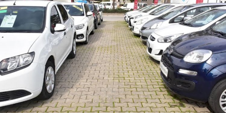 İkinci el otomobil fiyatları düşüşe geçti