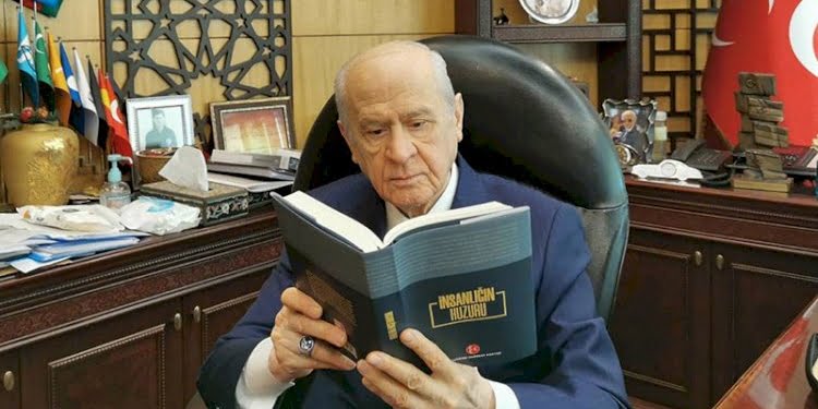 Devlet Bahçeli, MHP’nin kitabını duyurdu