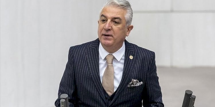 CHP’den istifa etmişti… Teoman Sancar: Komplo var