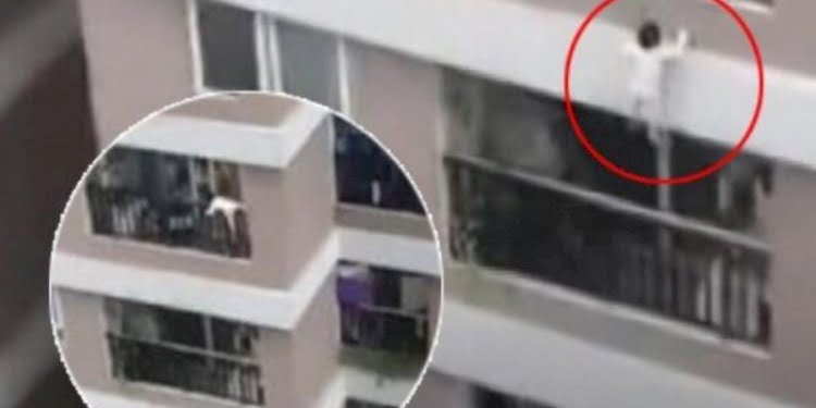 12. kattan düşen çocuğu kurye kurtardı