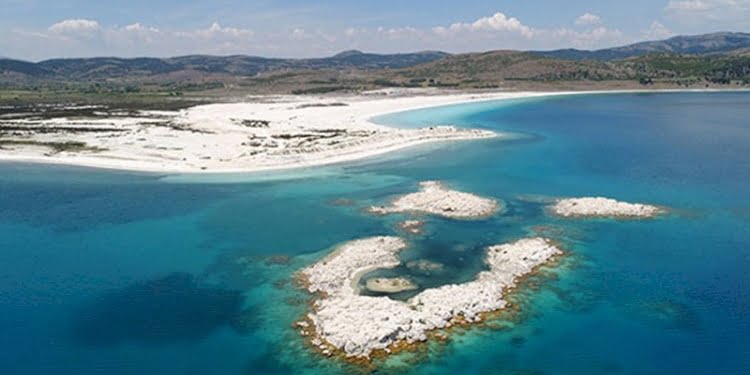 Salda Gölü için UNESCO’ya dünya doğal mirası başvurusu