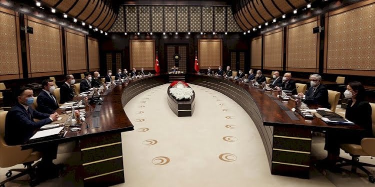 ‘Türk savunma sanayisi ambargolarla hedef alınıyor’