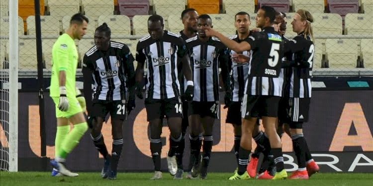 Beşiktaş zirve takibini bırakmadı
