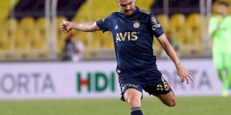 Fenerbahçe’de Caner Erkin için karar çıktı