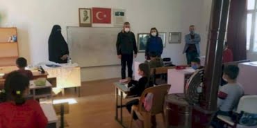 image_750x_604cc50e5d919