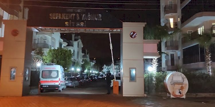Antalya’da bir evde 4 kişinin cansız bedeni bulundu