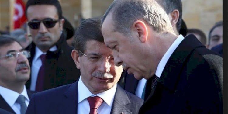 Erdoğan ile Davutoğlu Andımız’da buluştu!