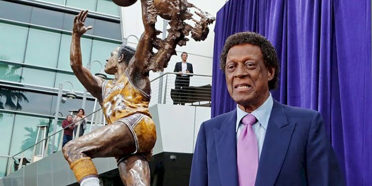 Basketbol efsanesi Elgin Baylor hayatını kaybetti