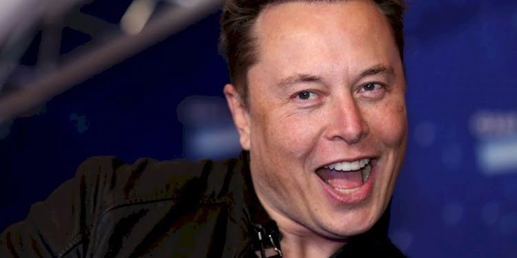 Elon Musk’tan UFO açıklaması