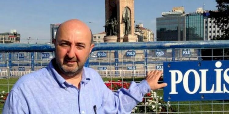 Kabataş yalancısı İsmet Berkan, Davutoğlu’nun Karar gazetesinde