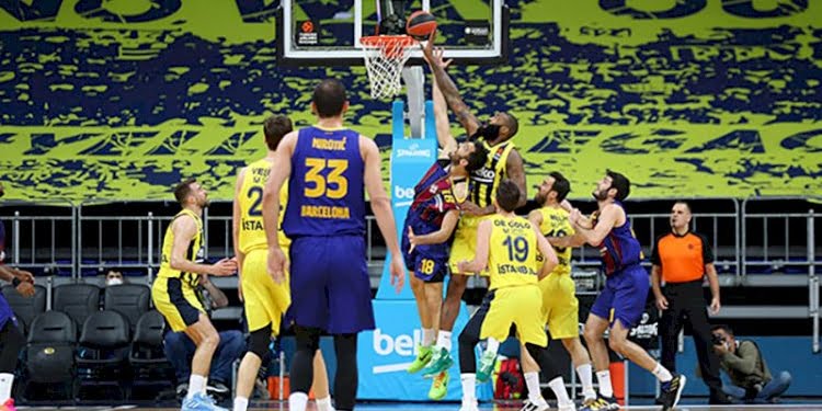 Fenerbahçe Beko, evinde Barcelona’ya kaybetti