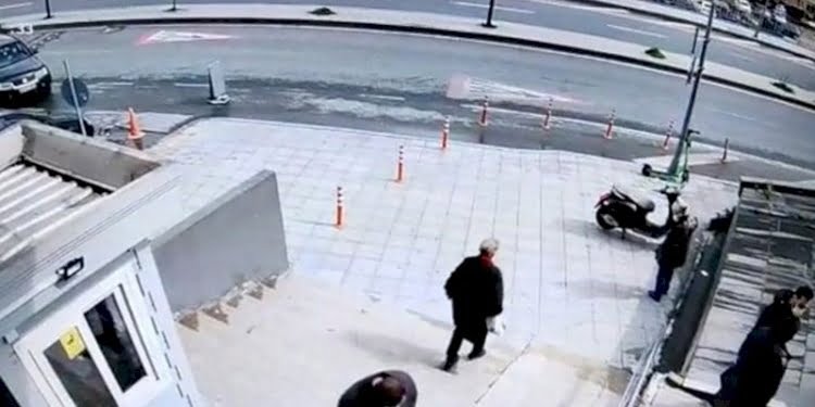 İstanbul Şişli’de kaldırımda tam 100 bin lira bulan kişi cebine koyup yola devam etti