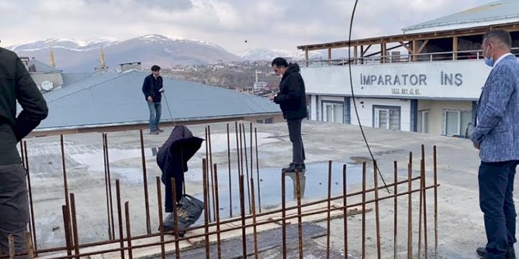 Dolandırıcıdan akıllara zarar oyun: İntiharı meslek edinmiş