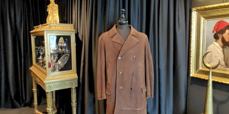 Atatürk’ün güderi ceketi açık artırmaya çıkıyor