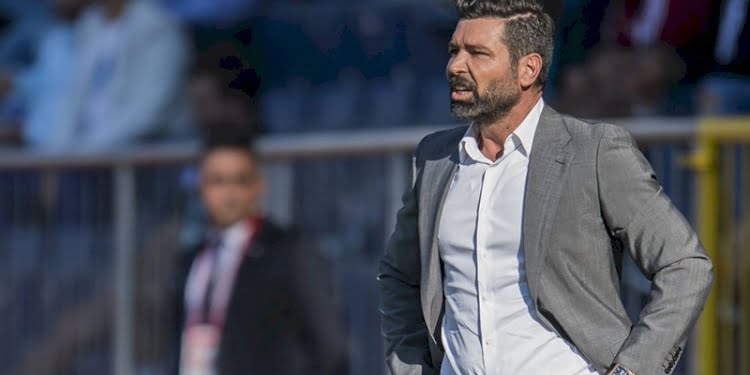 Süper Lig’de bir teknik direktör daha istifa etti