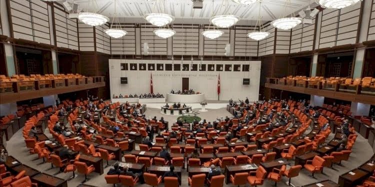 20 milletvekilinin dokunulmazlık dosyası TBMM Başkanlığına sunuldu