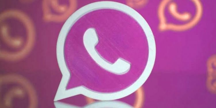 Pembe WhatsApp tehlikesi! Sakın indirmeyin