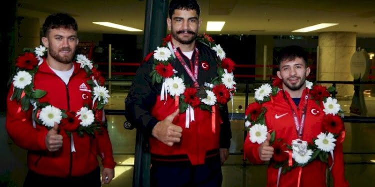 Şampiyonlar Ankara’ya geldi