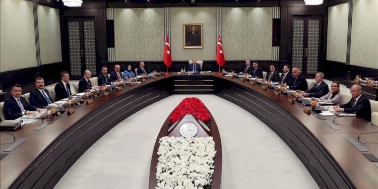 Kabine revizyonu mu geliyor? ‘Erdoğan bazı bakanları affedecek’