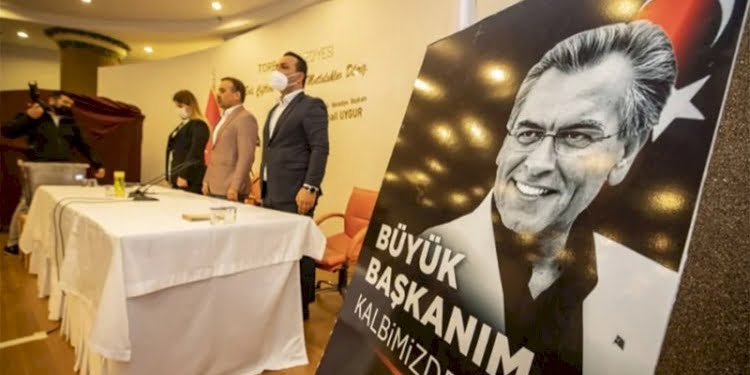İzmir’de CHP’liler yine AKP adayına oy verdi