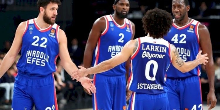 Anadolu Efes sonunu getiremedi