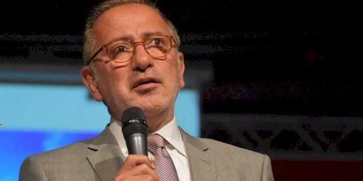 Fatih Altaylı Galatasaray kulüp üyeliğinden resmen çıkarıldı