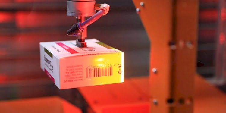 ‘Robot eczacı’ işbaşında