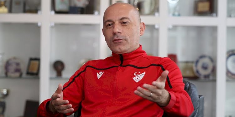 Cüneyt Çakır unutamadığı maçı açıkladı