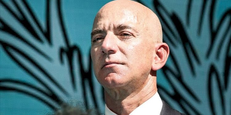 Bezos’tan bir haftada 5 milyar dolarlık satış