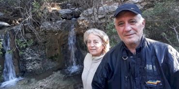 image_750x_609a4f63077eb