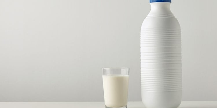 Üreticiden 2.8 TL’ye alınan süt markette 8 TL’ye satılıyor