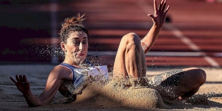 Milli atlet Tuğba Danışmaz rekor kırdı