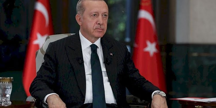 Erdoğan 1 yıl sonra canlı yayında gazetecilerin sorularını yanıtladı